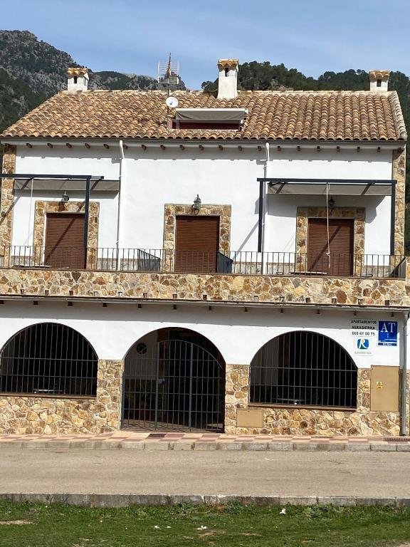 Apartamentos Mirasierra en Coto Ríos